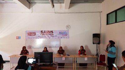 Dies Natalis IIK BW ke-34 IIK BW Selenggarakan Lomba Sains Competition.